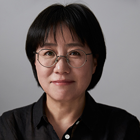 윤성희(소설가)